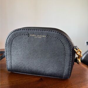 Marc Jacobs Elegant Black Crossbody Bag